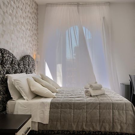 Domus Pietro Inn Rom Exteriör bild