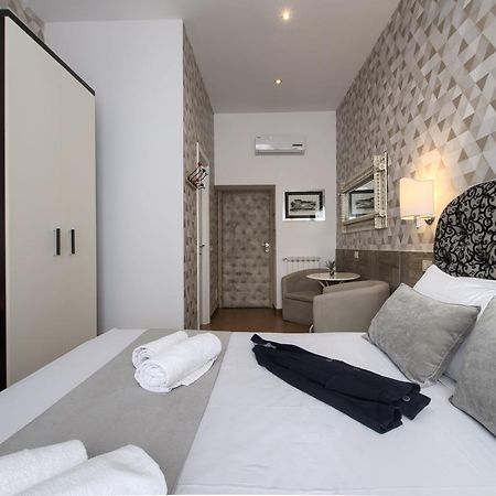 Domus Pietro Inn Rom Exteriör bild